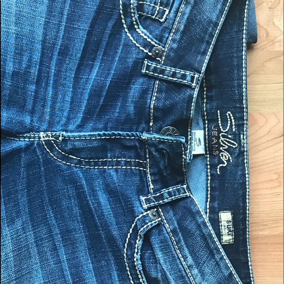 Silver Suki Capri jeans.  Size W29 - Picture 5 of 6